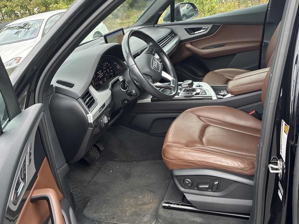 2017 Audi Q7 3.0T Technik S Line quattro Technik