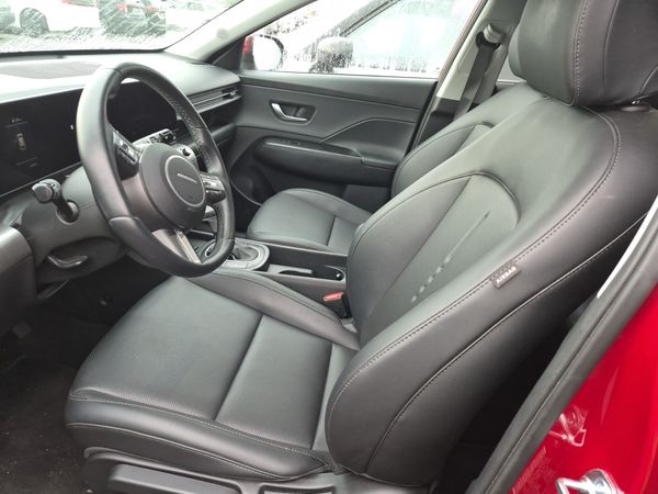 2025 Hyundai KONA PREFERRED SEL Convenience