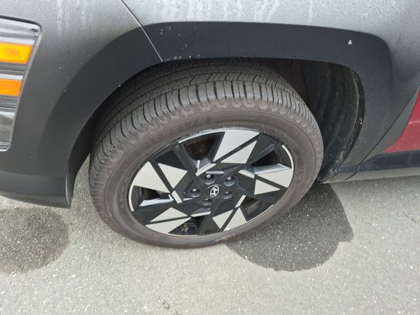 2025 Hyundai KONA PREFERRED SEL Convenience