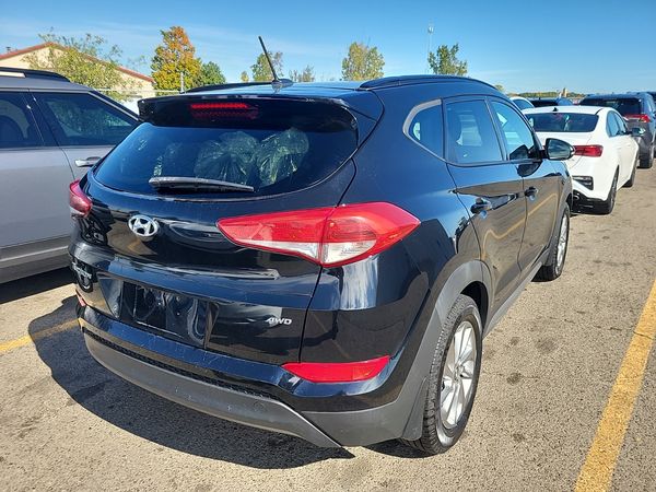 2017 Hyundai Tucson Awd 4dr 2.0l Se