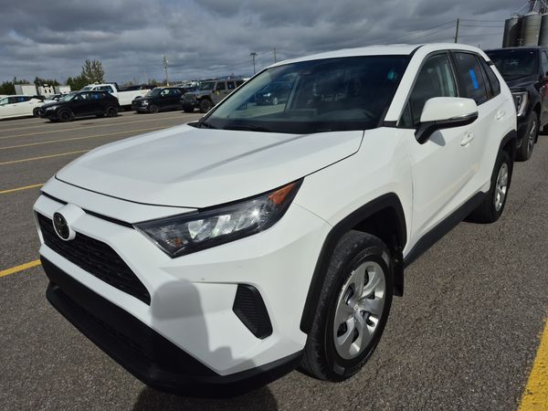 2022 Toyota Rav4 LE