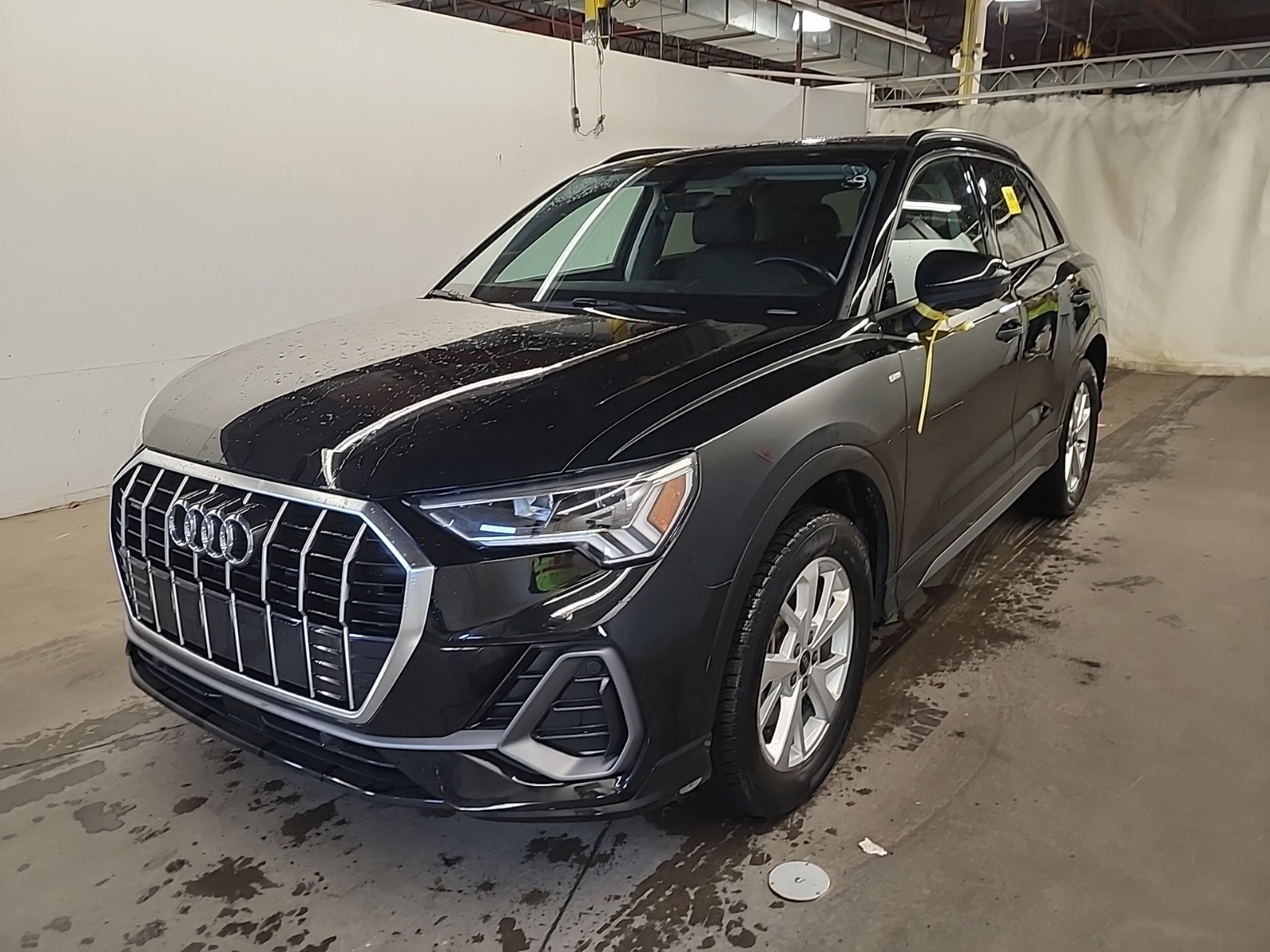 2024 Audi Q3 KOMFORT S Line quattro Premium
