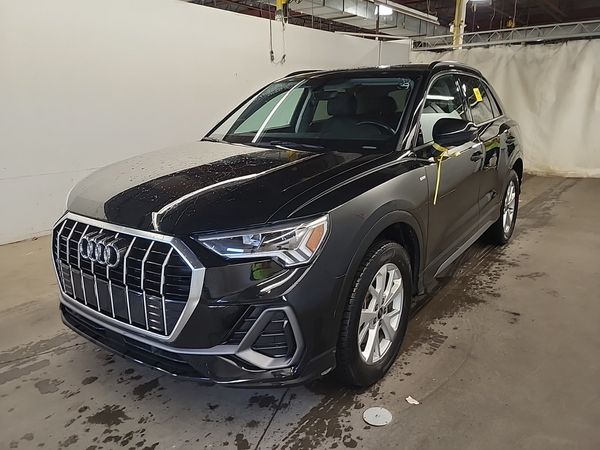 2024 Audi Q3 KOMFORT