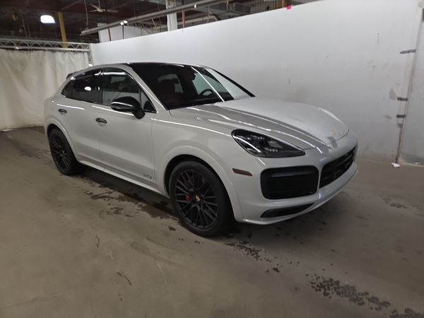 2021 Porsche Cayenne GTS