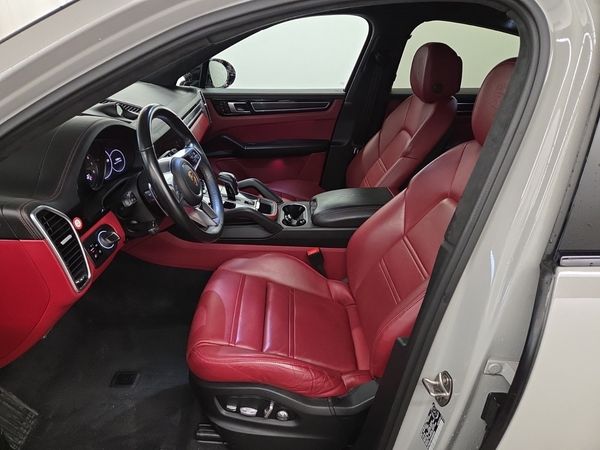 2021 Porsche Cayenne GTS