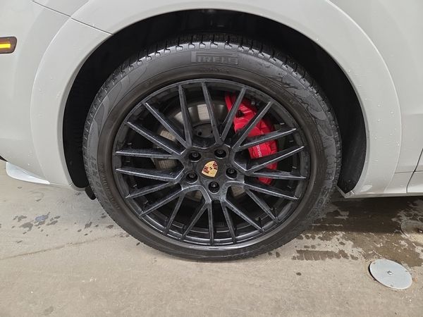 2021 Porsche Cayenne GTS