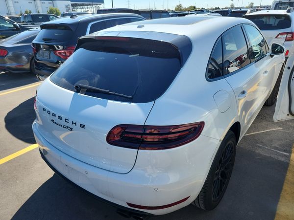 2017 Porsche Macan Awd 4dr Gts