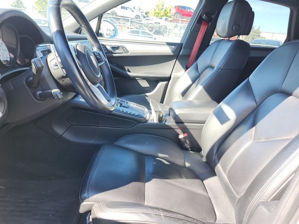 2017 Porsche Macan Awd 4dr Gts