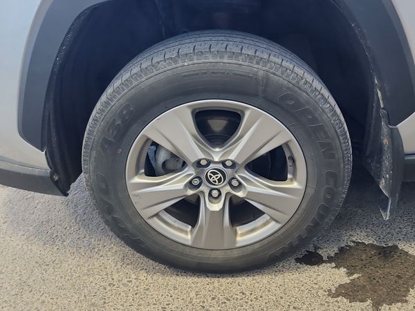 2024 Toyota RAV4 Awd Xle