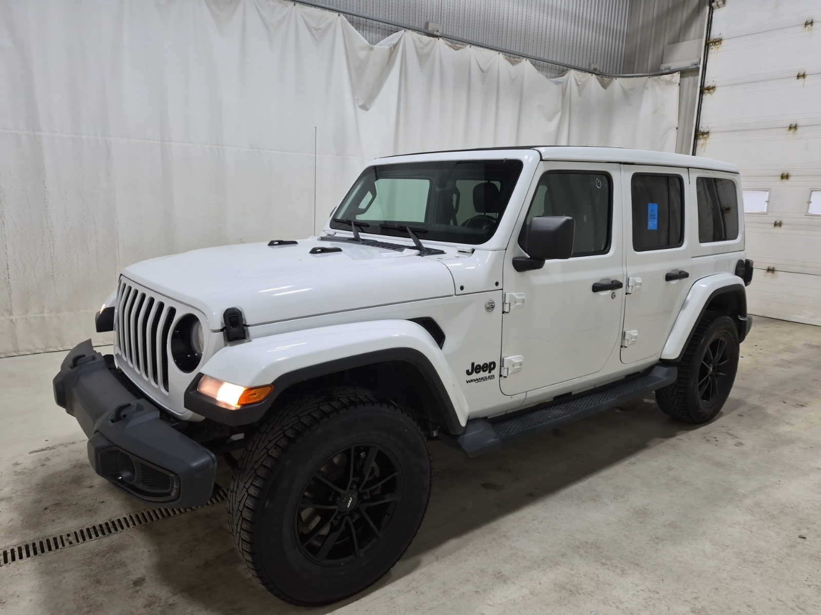 2020 Jeep WRANGLER UNLIMITED SAHARA ALTITUDE