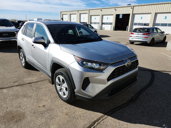 2022 Toyota Rav4 LE