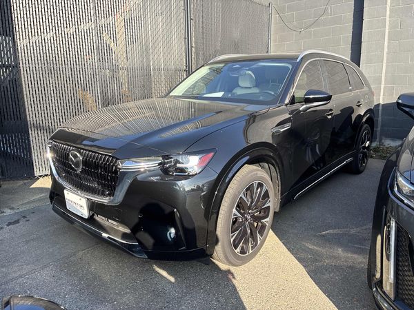 2025 Mazda CX-90 MHEV SIGNATURE