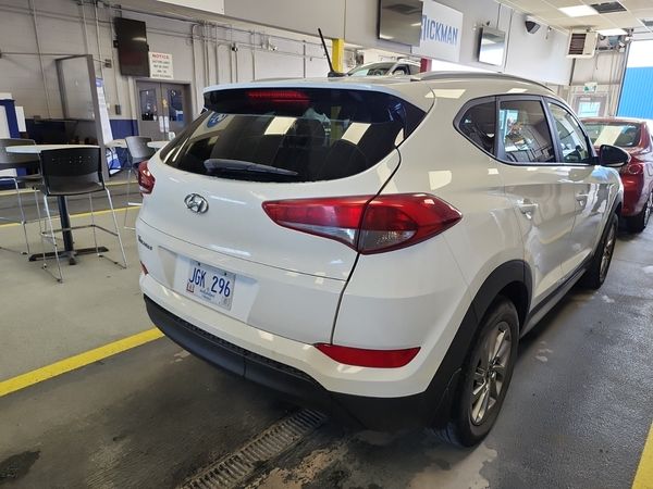 2017 Hyundai Tucson Fwd 4dr 2.0l Premium