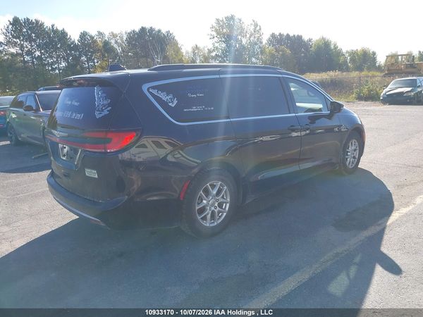 2022 CHRYSLER PACIFICA TOURING L — I4