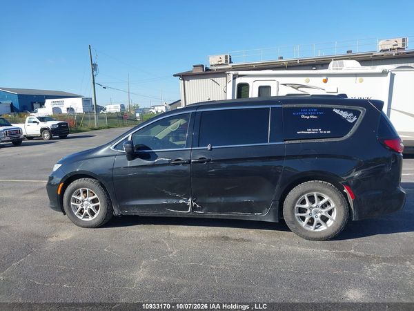 2022 CHRYSLER PACIFICA TOURING L — I13