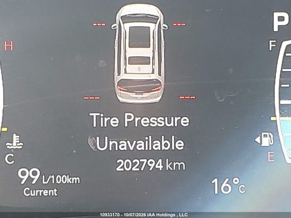 2022 CHRYSLER PACIFICA TOURING L — I14