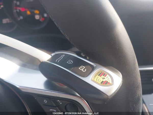 2022 PORSCHE CAYENNE COUPE S/S PLATINUM EDITION