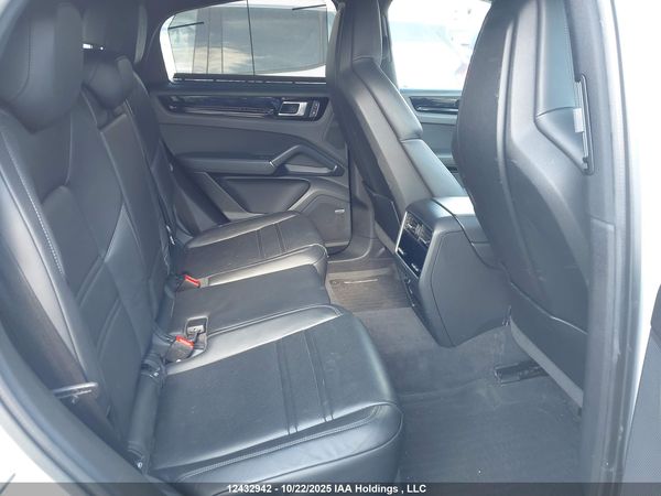 2022 PORSCHE CAYENNE COUPE S/S PLATINUM EDITION