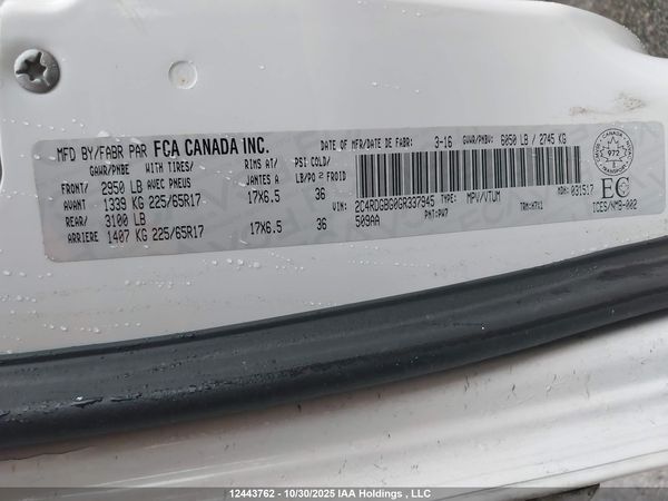 2016 DODGE GRAND CARAVAN SE/SXT — I18