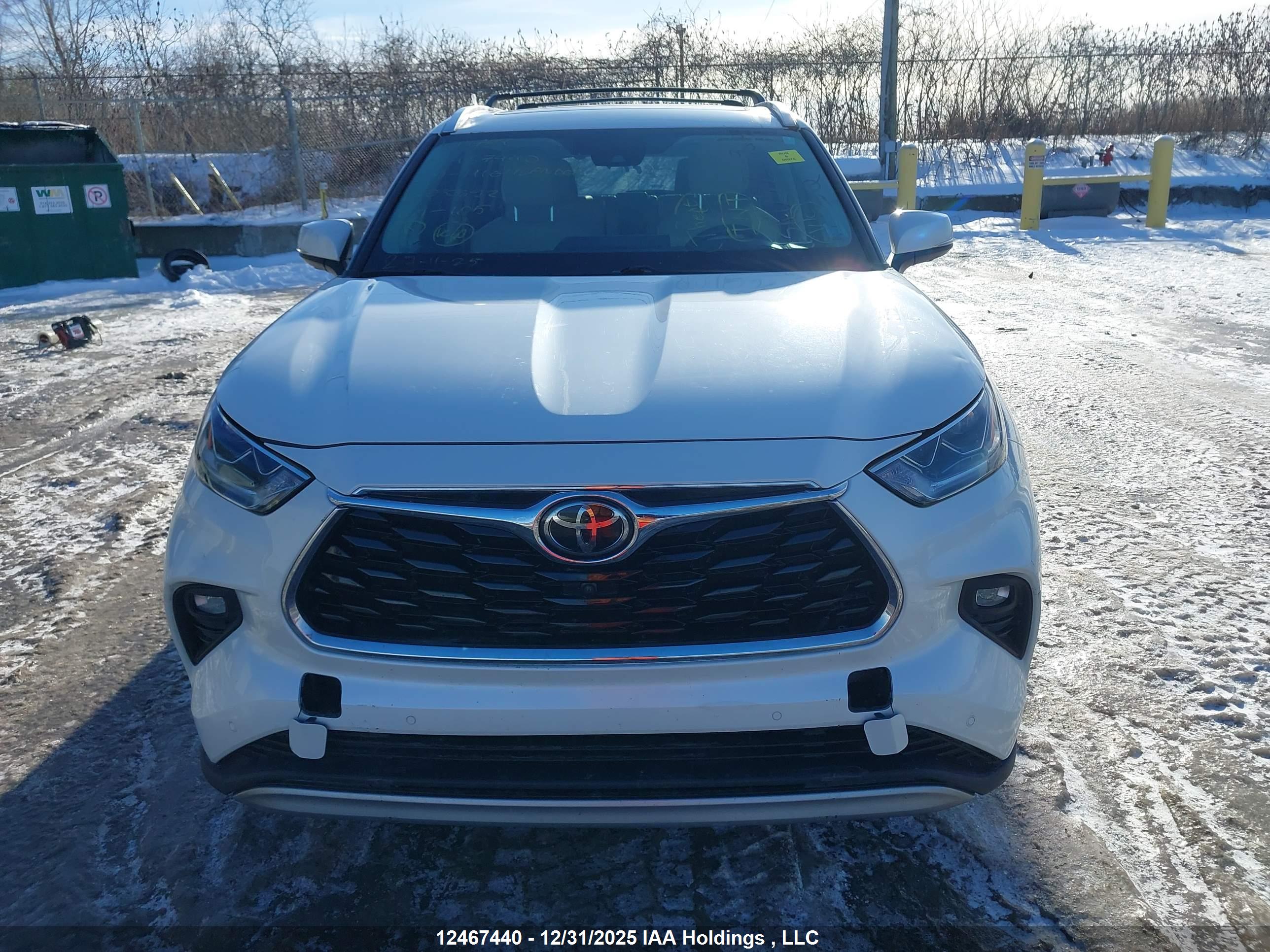 2020 TOYOTA HIGHLANDER PLATINUM