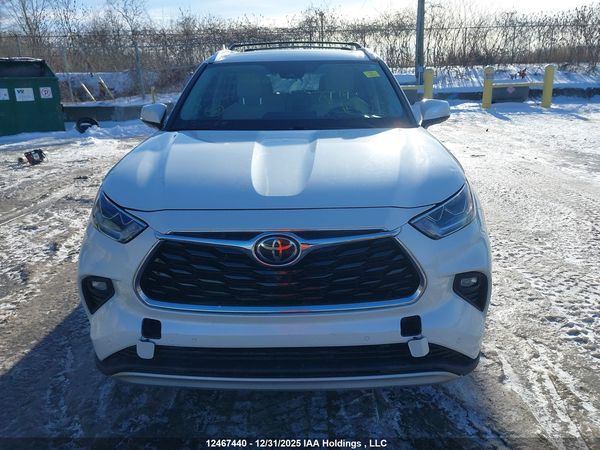 2020 TOYOTA HIGHLANDER PLATINUM
