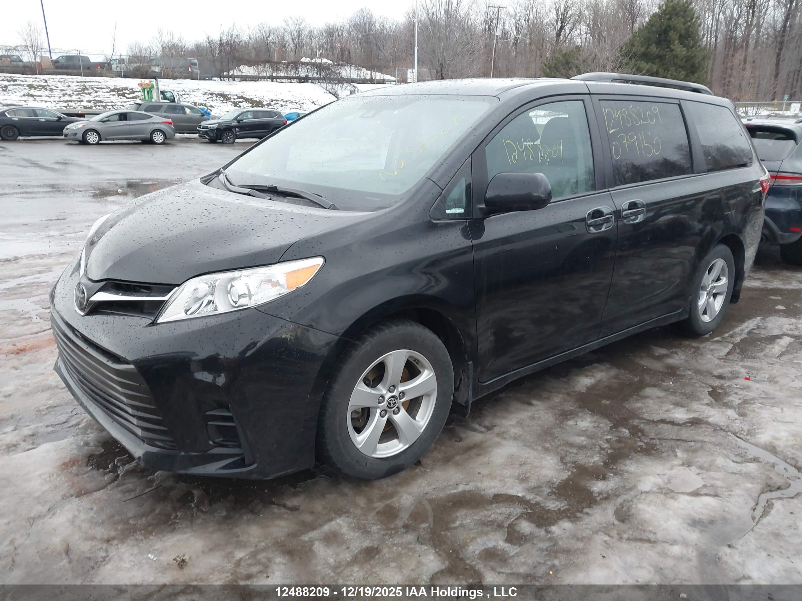 2020 TOYOTA SIENNA E grade — I2