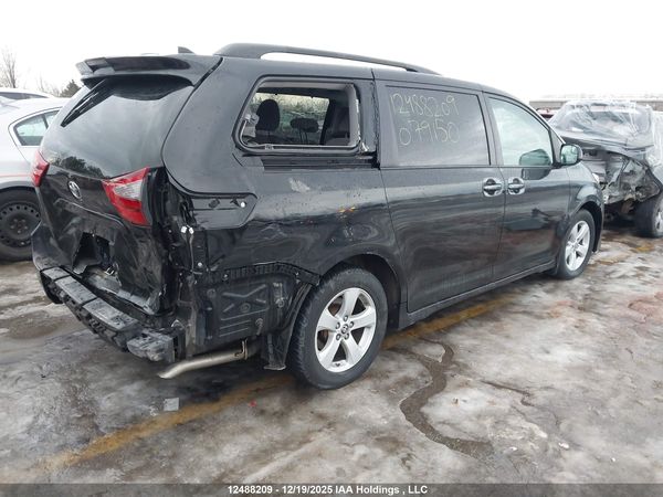 2020 TOYOTA SIENNA E grade — I4