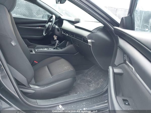 2023 MAZDA MAZDA3 Preferred Package — I5