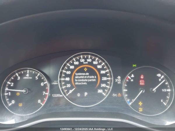 2023 MAZDA MAZDA3 Preferred Package — I7