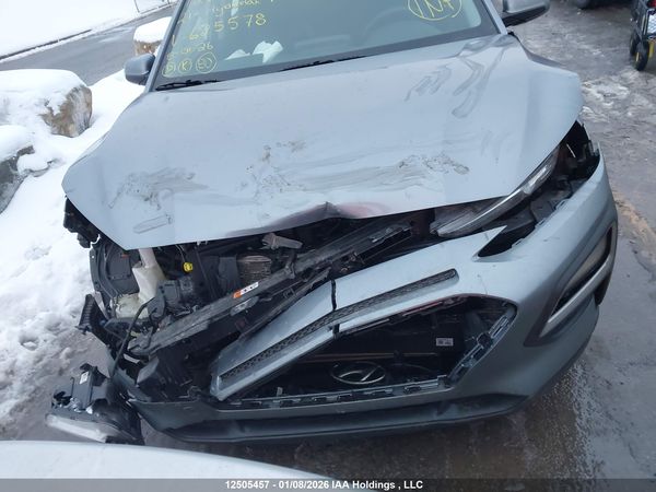 2021 HYUNDAI KONA SE — I12