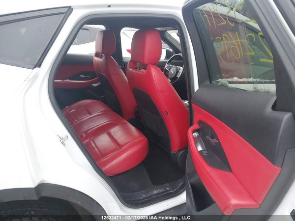 2018 JAGUAR E-PACE R-Dynamic HSE — I8