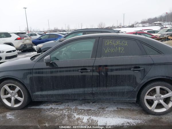 2015 AUDI A3 quattro Premium — I14