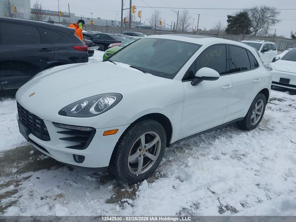 2018 PORSCHE MACAN — I2