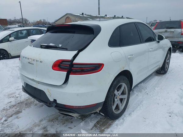 2018 PORSCHE MACAN — I4