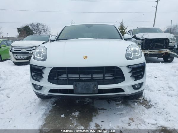 2018 PORSCHE MACAN — I6
