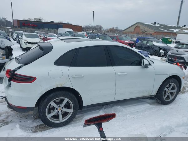 2018 PORSCHE MACAN — I13