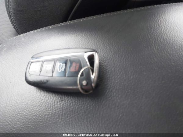 2018 HYUNDAI SANTA FE SE/LIMITED — I11
