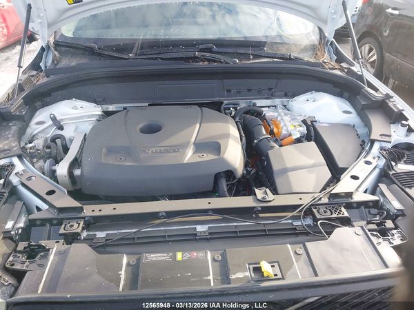 2026 VOLVO XC60 PLUS