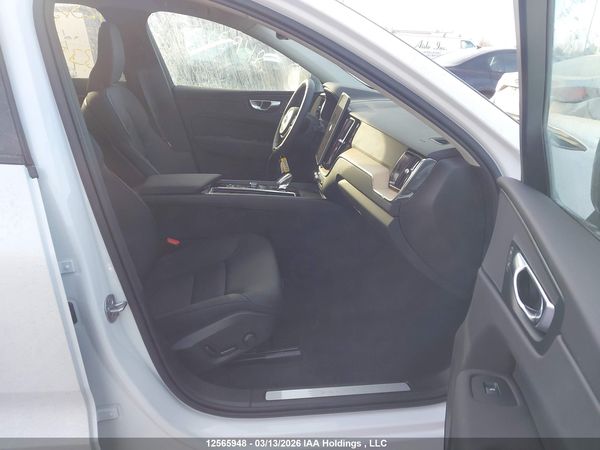 2026 VOLVO XC60 PLUS