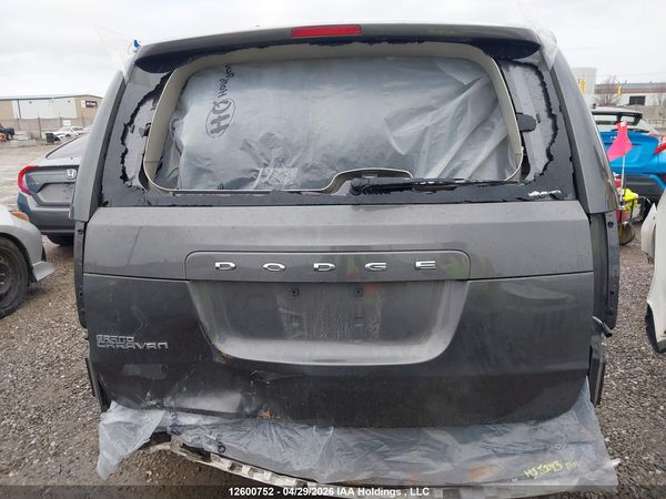 2016 DODGE GRAND CARAVAN SE/SXT — I16