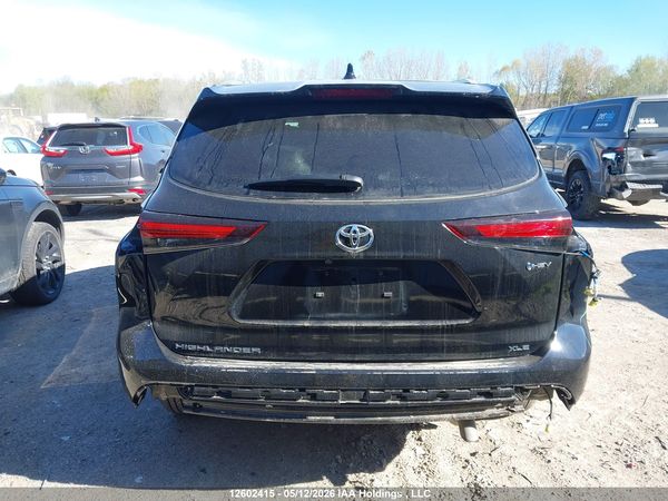 2026 TOYOTA HIGHLANDER XLE