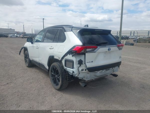 2022 TOYOTA RAV4 XSE — I3