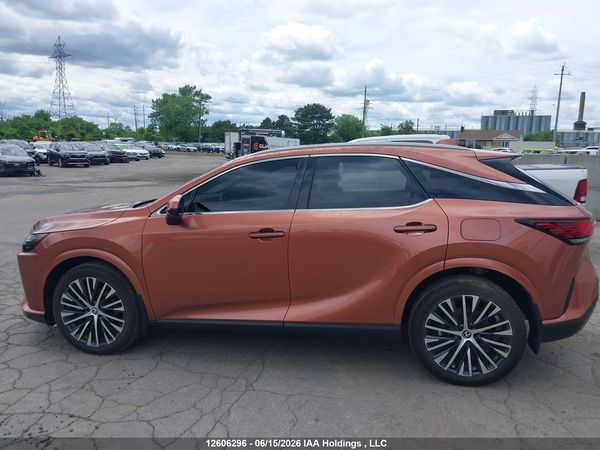 2023 LEXUS RX