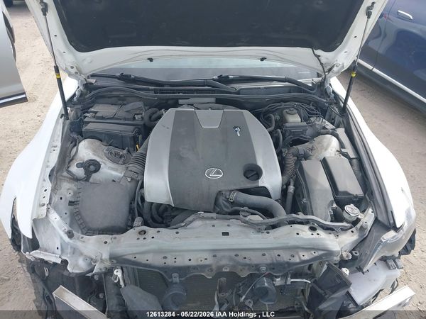 2016 LEXUS IS 300