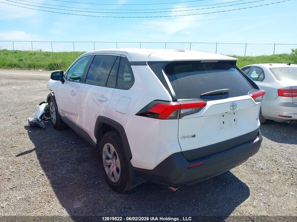 2022 TOYOTA RAV4 LE — I3