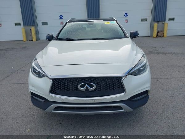 2018 INFINITI QX30 LUXE — I13