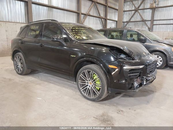 2017 PORSCHE CAYENNE E-Hybrid