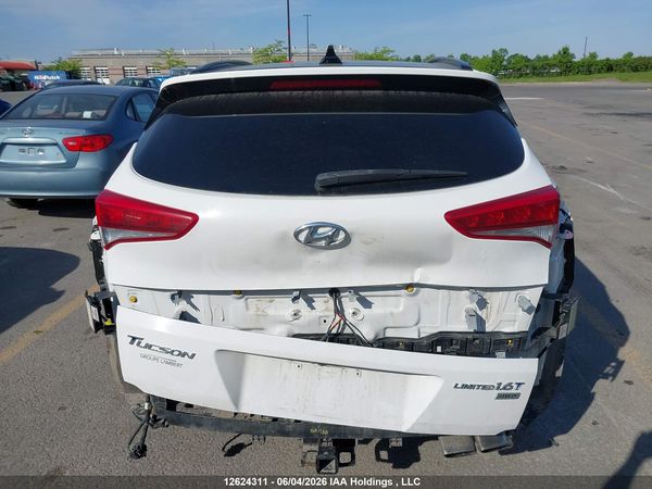 2016 HYUNDAI TUCSON