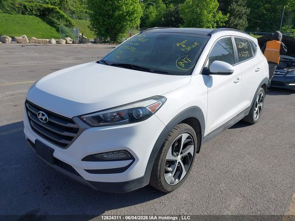 2016 HYUNDAI TUCSON