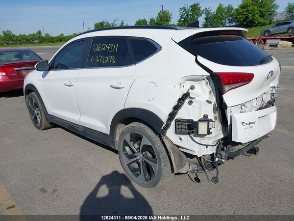 2016 HYUNDAI TUCSON